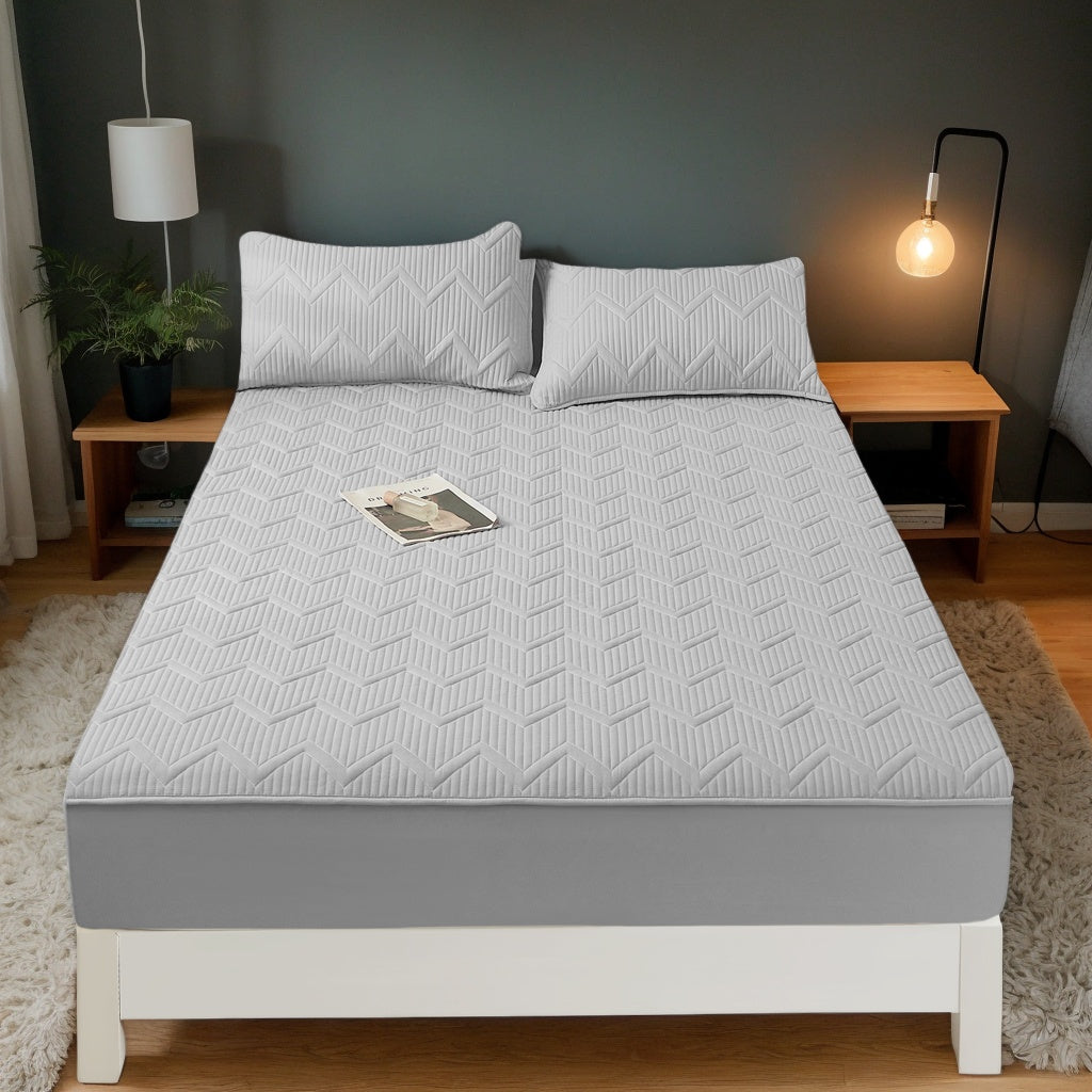 Soft Quilted Mattress Cover, Breathable Mixed Filling Thickened Pad, Without Pillowcase, Bedroom Essentials, Decorative Pad, Elegant Mattress Cover, High-Quality Stitching, Breathable Fabric, Plush Bedding, Fitted Mattress, Allergy Patients