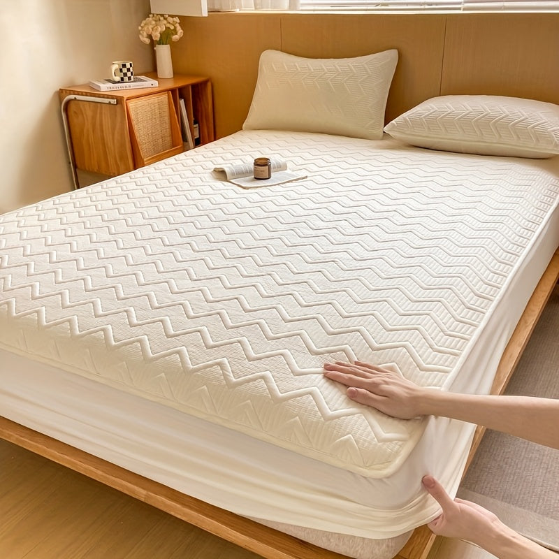 Soft Quilted Mattress Cover, Breathable Mixed Filling Thickened Pad, Without Pillowcase, Bedroom Essentials, Decorative Pad, Elegant Mattress Cover, High-Quality Stitching, Breathable Fabric, Plush Bedding, Fitted Mattress, Allergy Patients